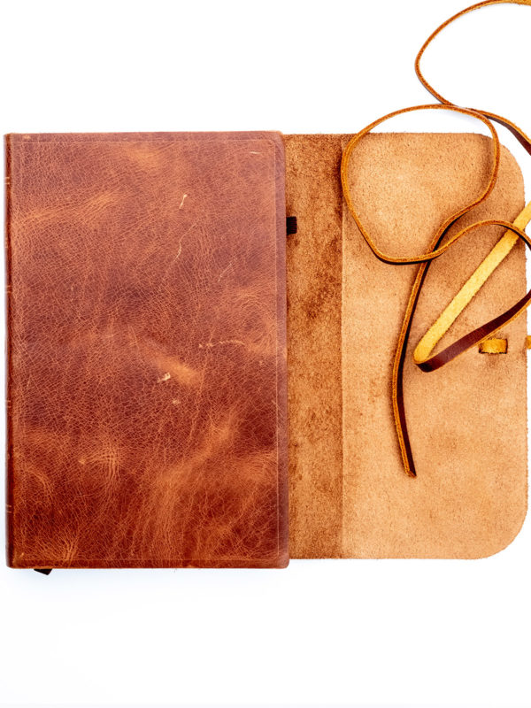 ESV Thinline Cowhide - Leather Open
